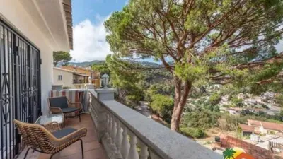 Chalet on Carrer de Luxemburg photo 19