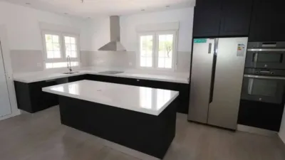 Chalet in Camarillas photo 3
