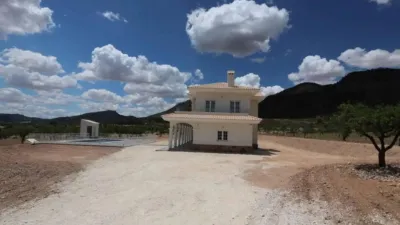 Chalet in Camarillas photo 37