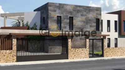 Chalet in Camarillas photo 4