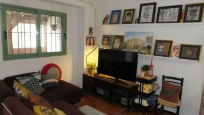 Rustic house in Camarillas photo 4