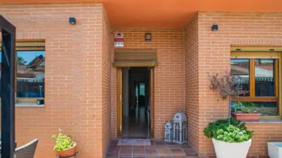 Chalet in Camarillas photo 4