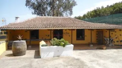 Chalet on Calle El Tanque, No Number photo 28