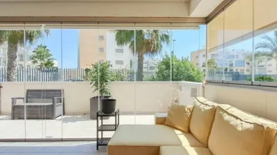 Apartment in Las Filipinas-Villamartín-Canal Norte photo 4