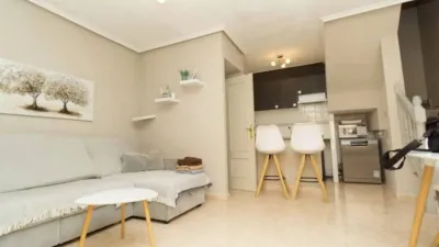 Chalet in Playa Flamenca-Las Piscinas photo 4