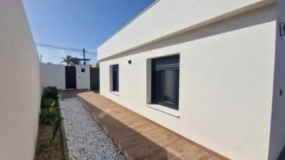 Chalet on Calle de Poniente photo 22