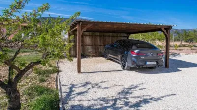 Chalet in El Pinós - Pinoso photo 8