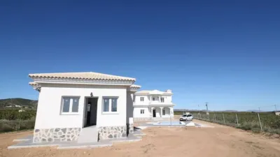 Chalet en Camarillas photo 15