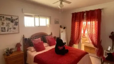 Chalet in Camarillas photo 18