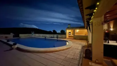 Chalet in El Pinós - Pinoso photo 13