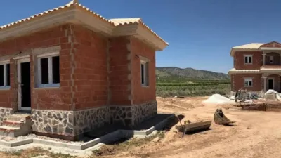 Chalet en Camarillas photo 26