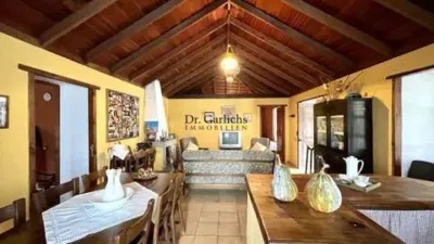 Chalet on Calle El Tanque, No Number photo 6