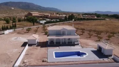 Chalet in Camarillas photo 39