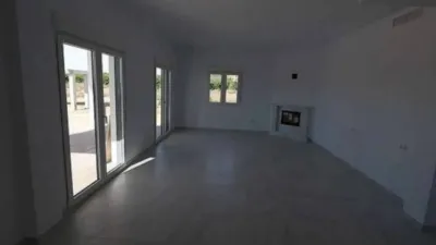 Chalet in Camarillas photo 9
