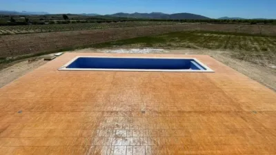 Chalet en Camarillas photo 11