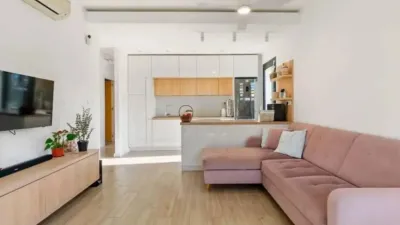 Chalet on Carrer del Rocío photo 8