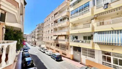 Apartment on Calle de María Gil Vallejos photo 11