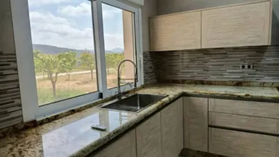 Chalet in Camarillas photo 9