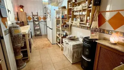 Property in Camarillas photo 18
