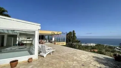 Chalet on Calle Las Adelfas S-N photo 5