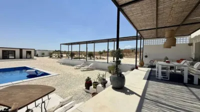 Chalet in Camarillas photo 16