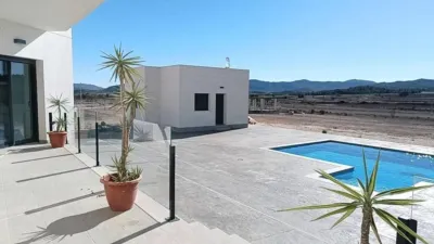 Chalet in El Pinós - Pinoso photo 11