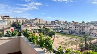 Apartment on Calle de Cala Dorada photo 5