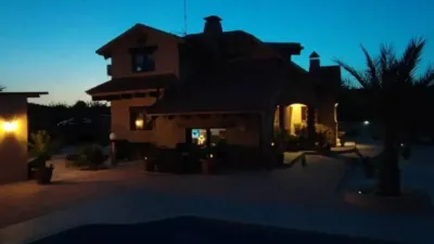 Chalet in Camarillas photo 26