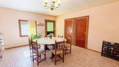 Rustic house in Camarillas photo 20
