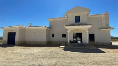 Chalet en Camarillas photo 15