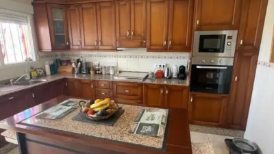 Chalet in Camarillas photo 12