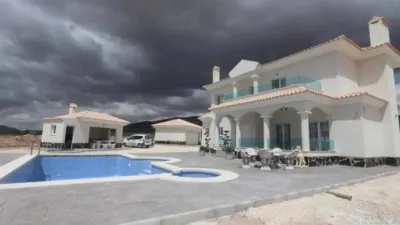Chalet in El Pinós - Pinoso photo 47