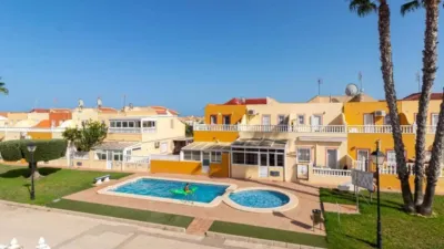 Chalet in Cabo Roig-La Zenia-La Regia photo 39