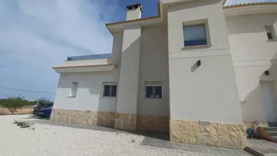 Chalet in Camarillas photo 5