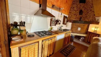 Property in Camarillas photo 3