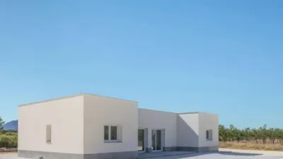 Chalet in Camarillas photo 3