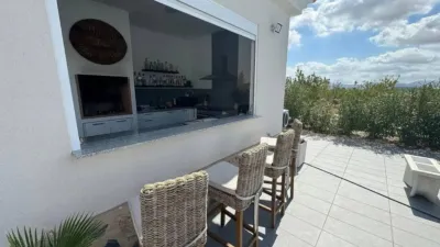 Chalet in El Pinós - Pinoso photo 36