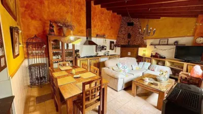 Property in Camarillas photo 2