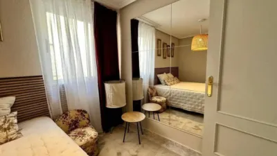 Attic Apartment on Carrer Almudena photo 21
