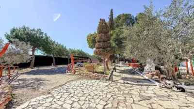 Rustic house in Camarillas photo 13