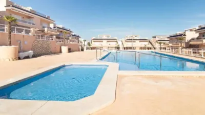 Chalet on Calle Nazaries photo 7