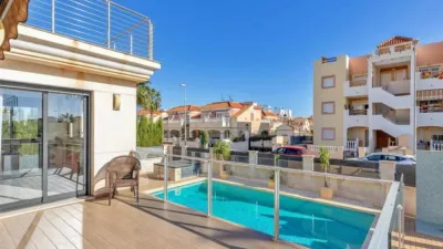 Chalet on Calle Turquesa photo 4