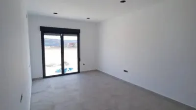 Chalet in Camarillas photo 22