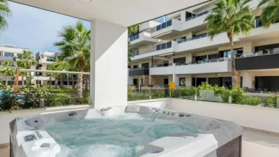 Apartment on Ontario Street photo 53