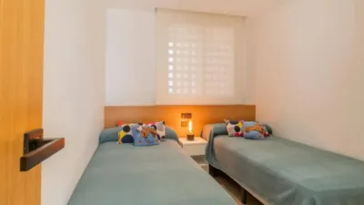Apartment on Calle Medico Basilio Parede photo 19