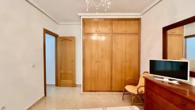 Apartment on Calle de María Gil Vallejos photo 24