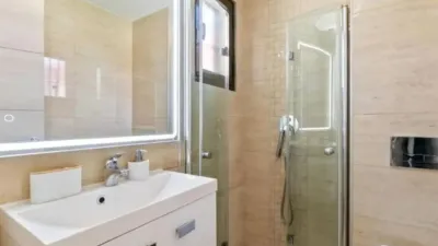 Chalet en Carrer Maria San Gil Noain photo 13
