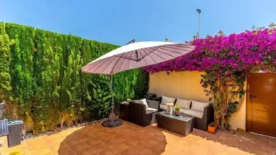 Chalet en Carrer Maria San Gil Noain photo 10