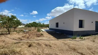 Chalet en Camarillas photo 17