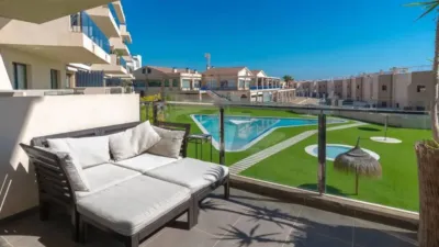 Apartment in Cabo Roig-La Zenia-La Regia photo 9